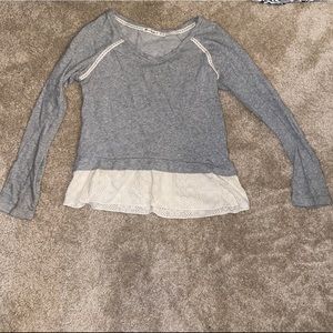 Grey long sleeve sweater